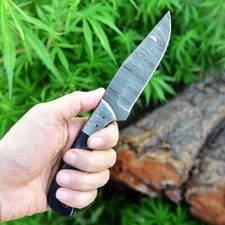 Coltello damascato bellissimo