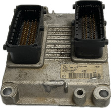 CENTRALINA MOTORE per modello: ALFA ROMEO 166 codice ricambio: 0261206713