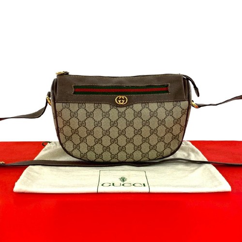 Excellent condition with bag - excellent,