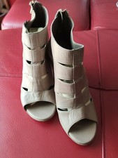 Scarpe Tronchetti trafotati GUJA MILANO Open Toe Vera Pelle N.37 Beige