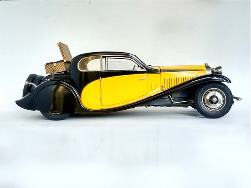 Bugatti 1932 pochele - bugatti,