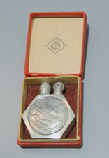 -JOLI PETIT BRIQUET en