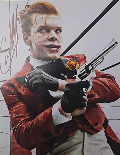 8x10 with pistol gotham - with,