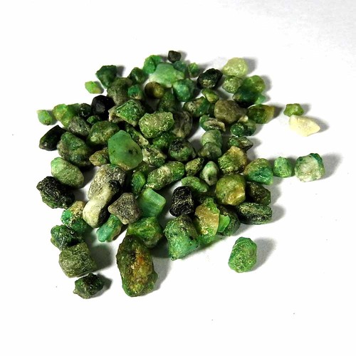 Smeraldo verde naturale 00 - verde,