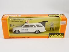 Solido ref  23 Peugeot 504 break ambulance Municipale 1/43 neuf en boîte