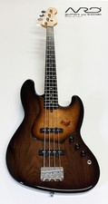 JAZZ BASS WALNUT