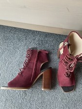 Zara Borgogna Stivaletti