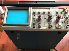 Oscilloscopio analogico Tektronix 60MHz 2215 si accende e si spegne per ricambi o riparazioni