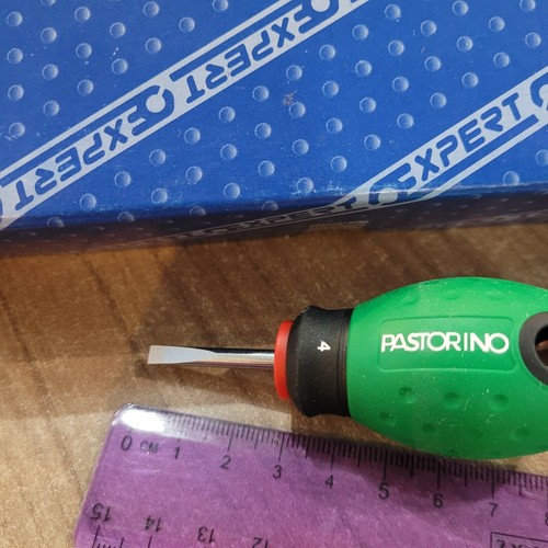 Pastorino giravite taglio - a,