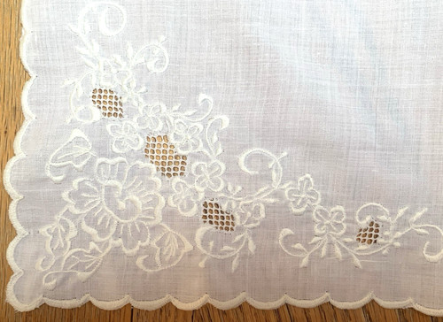 Vtg white madeira cut pull - white,