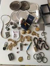 lotto bigiotteria, bracciale ciondoli e portachiavi