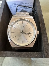 Nixon Time Teller