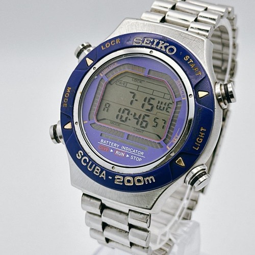 Orologio subacqueo digitale