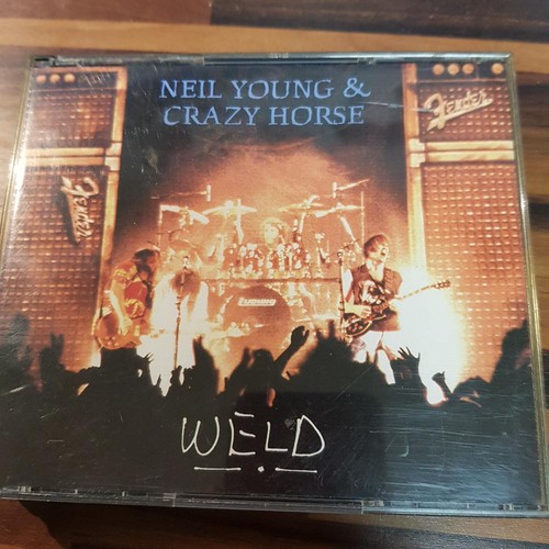 Neil young crazy horse - young,
