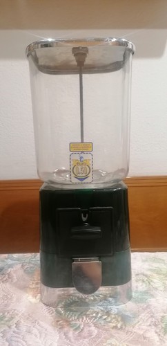 Distributore caramelle - di,