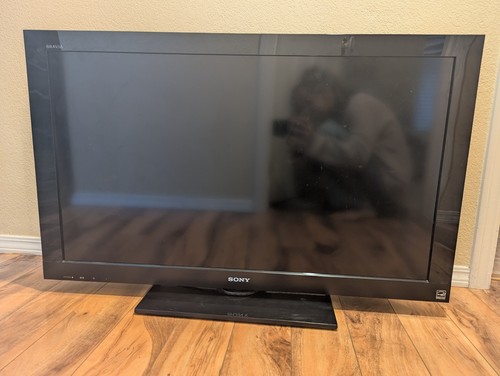 Sony bravia lcd flat screen - sony,