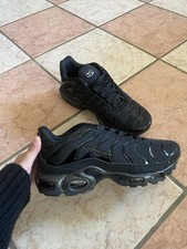 Nike Air Max Plus Sneakers per Uomo - Black/Black/Black, EU 42