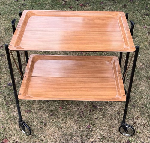 Carrello porta bevande metà