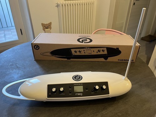 Moog theremini theremin - moog,