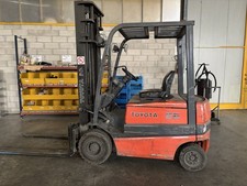 carrello elevatore elettrico