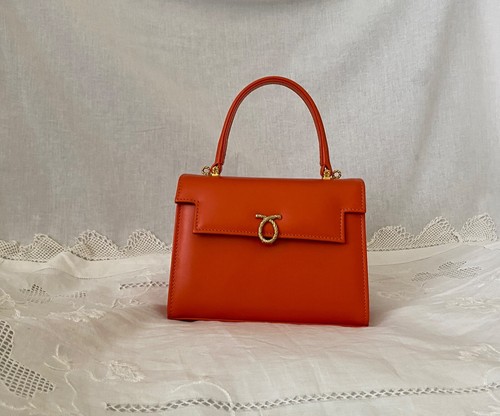 Borsa launer judi condizioni - borsa, judi,