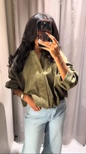 ZARA: Giacca bomber effetto