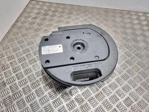 Mazda estate subwoofer - 6,