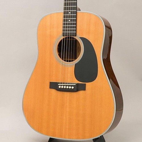 Martin standard 2017 used - d-28,