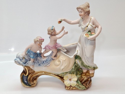 Figura decorativa - , in