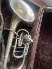 Vintage C.G. Conn corno