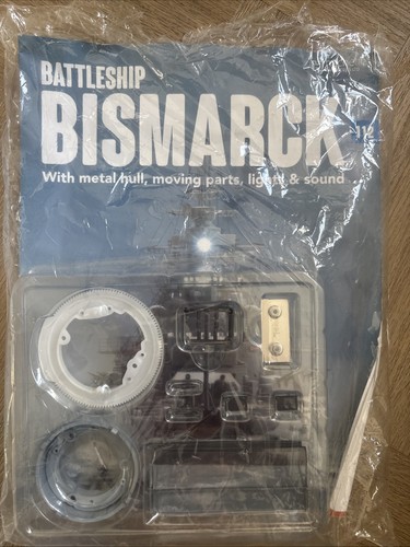 Hachette build the battleship - hachette,