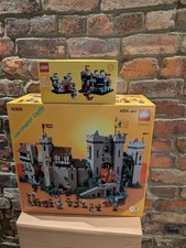 LEGO Lion Knights Castle 10305