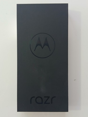 Nuovo telefono motorola razr - nuovo,