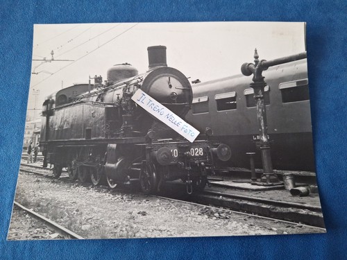 Fotografia locomotiva vapore - a,
