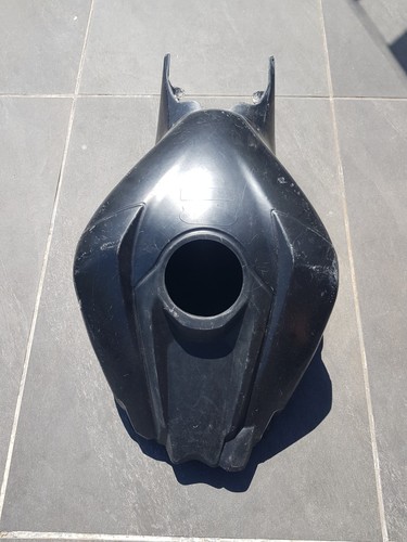 Honda cbr1000rr tank - honda,