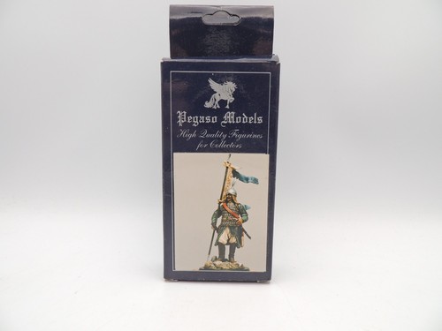 Pegaso models figurine - pegaso,