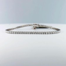 Bracciale Tennis Donna in Oro Bianco 18 kt E Diamanti Naturali da 2,21 ct E C...