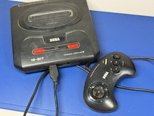 Console Sega Mega Drive II con