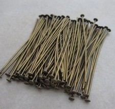 200 pezzi antichi perni ottone