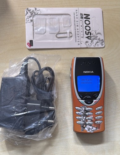Nokia 8210 arancione - , testato