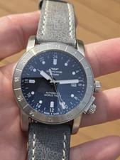 New unworn 42mm glycine - unworn,