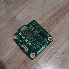 #V) 1pz Bose 836275-0010