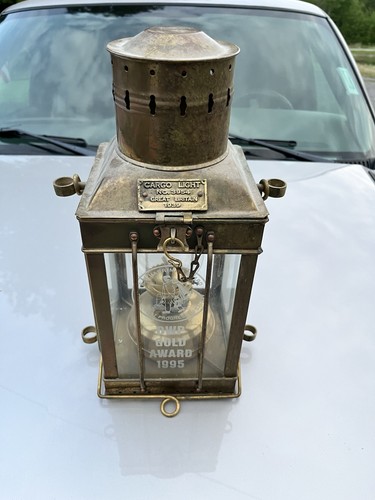 Gran bretagna cargo light - gran, n