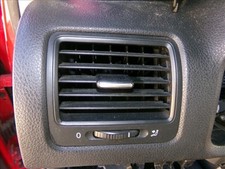 Bocchetta aria sinistra per VOLKSWAGEN GOLF 1.9 TDI SERIE 5 2005 105903