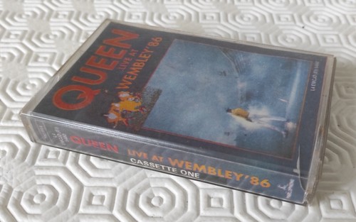 Queen live wembley 86 - at,