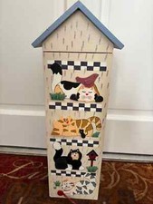 Casetta per gatti in legno