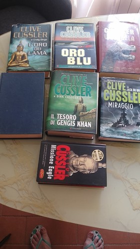 Libri gialli copertine - libri,