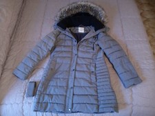 Giaccone piumino elegante con cappuccio