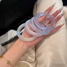 Elegant Chinese Style Cat's Eye Glass Bracelet for Trendy Jewelry Lovers