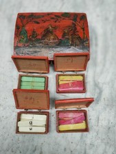 scatola antica in legno